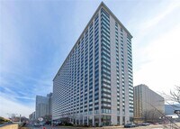 Building Photo - 320 Fort Duquesne Blvd