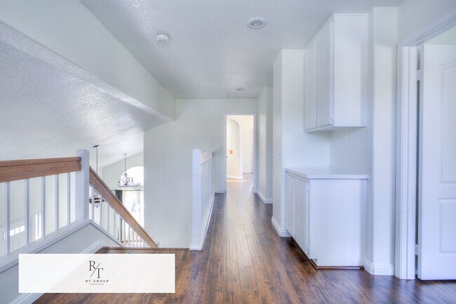 Building Photo - Beautiful 3 Bed / 2.5 Bath Home in the Corona-Norco Unified School District