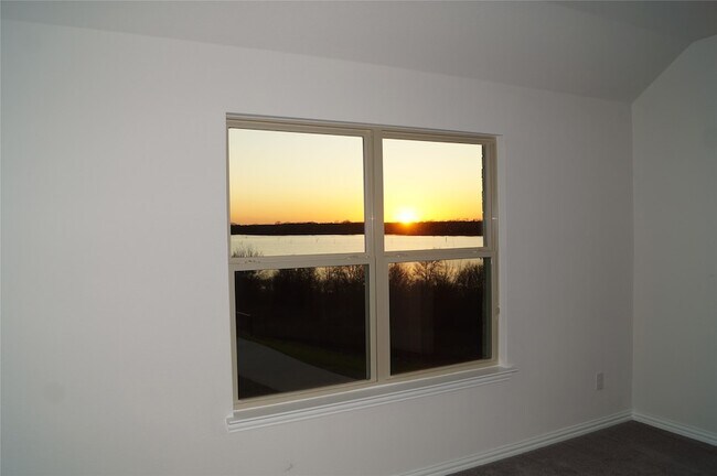 Building Photo - 2056 Meliana Dr