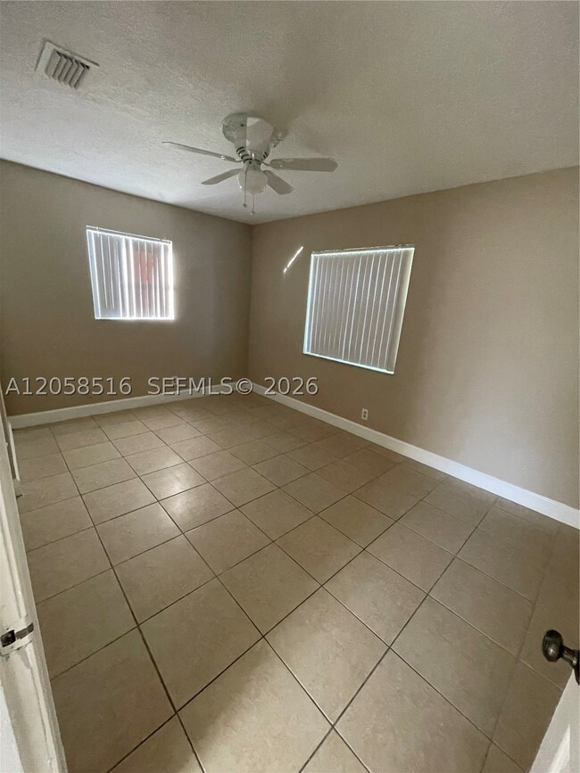 Building Photo - 1810 SW 64th Ave