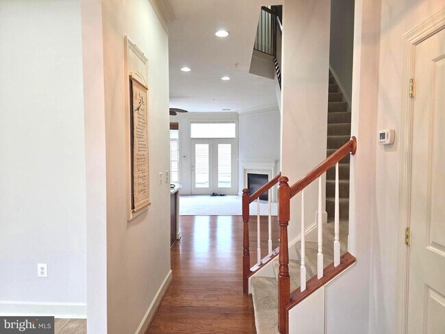 Building Photo - 12928 Clarks Crossing Dr