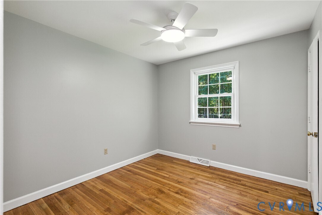 Building Photo - 2111 Clary Rd