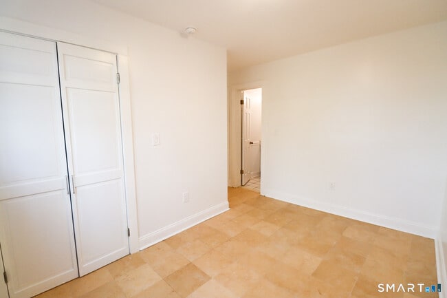 Building Photo - 51 Franklin St