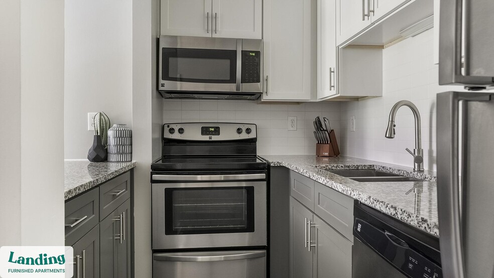 Building Photo - 3421 N Druid Hills Rd