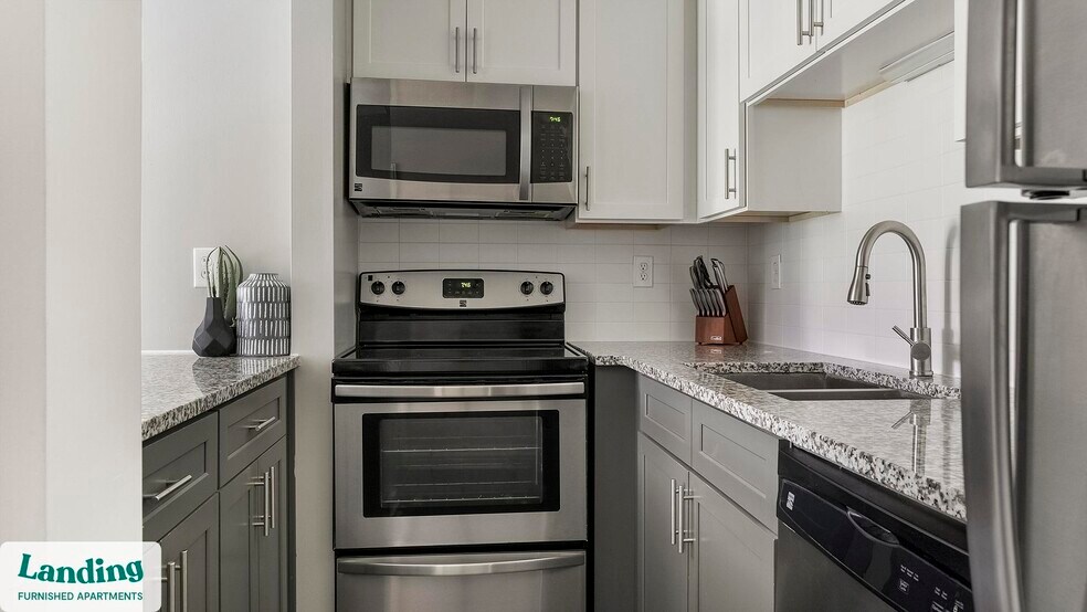 Primary Photo - 3421 N Druid Hills Rd