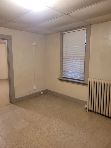 Building Photo - 46 S Prince St
