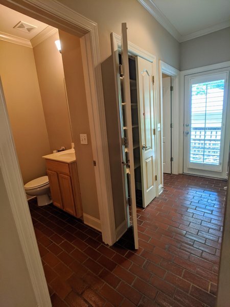 Building Photo - 1801 Van Buren Ext