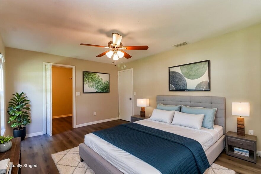 Building Photo - 2859 60th Ave S