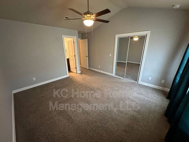 Building Photo - 10530 Kane Dr