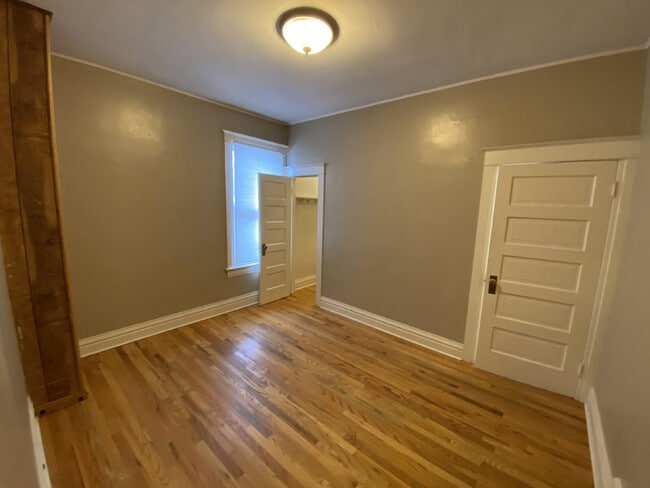 Building Photo - Charming Home in the Country Club Neighborhood!