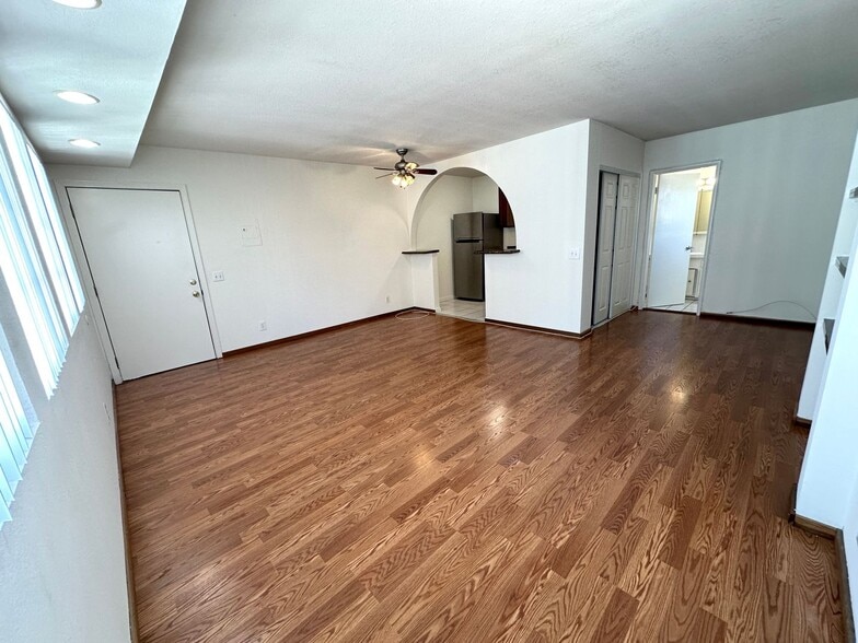 Building Photo - 12301-12307 Pacific Ave