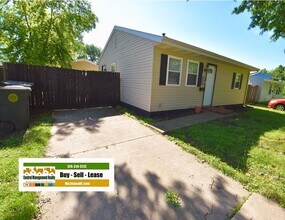 Building Photo - Updated ranch style home in McKinley Terrance