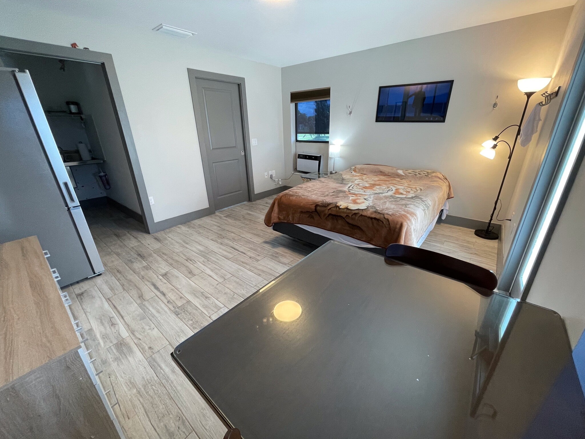 Building Photo - 2116 NE 8th Pl