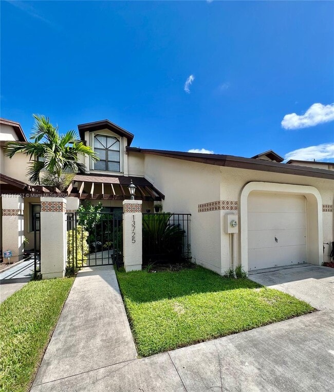 Building Photo - 13725 SW 100th Terrace