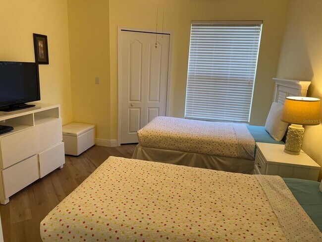 Building Photo - 8917 Legacy Ct