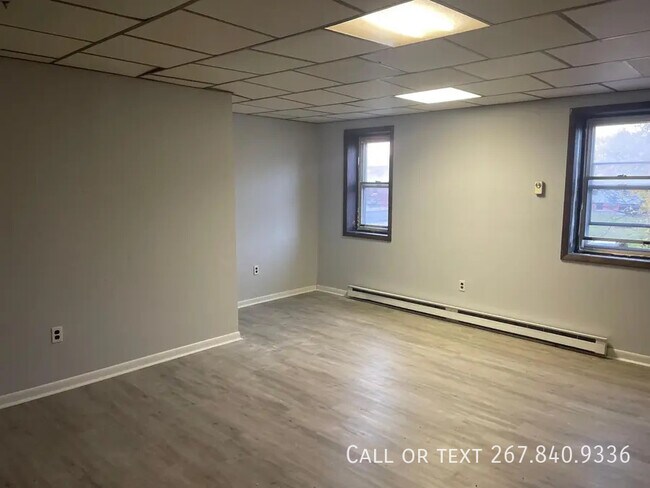 Building Photo - 2729 W 3rd St