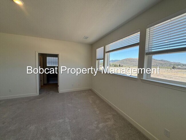 Building Photo - 1751 Boundary Peak St