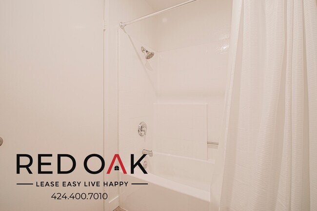 Building Photo - 8309 Cedros Ave