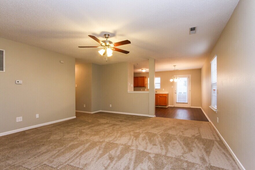 Building Photo - 95 Snowflake Cir