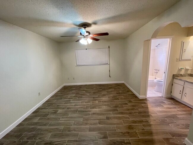 Building Photo - 2436 Tattersall Dr