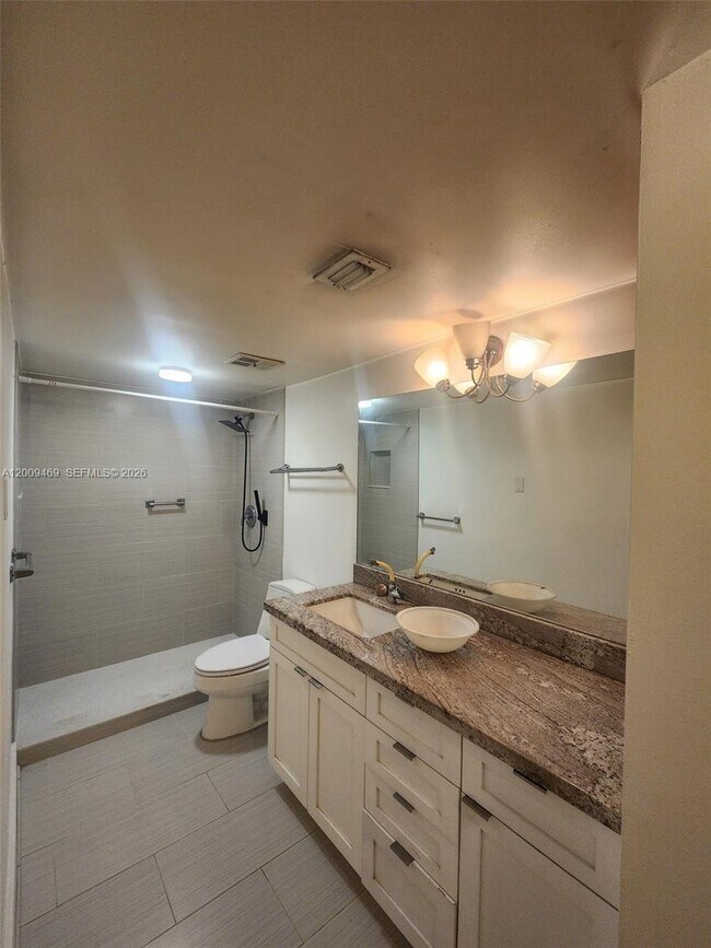 Building Photo - 11810 SW 80th St