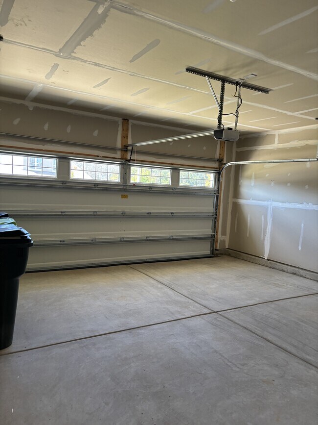 Building Photo - 113 Benson Vlg Dr