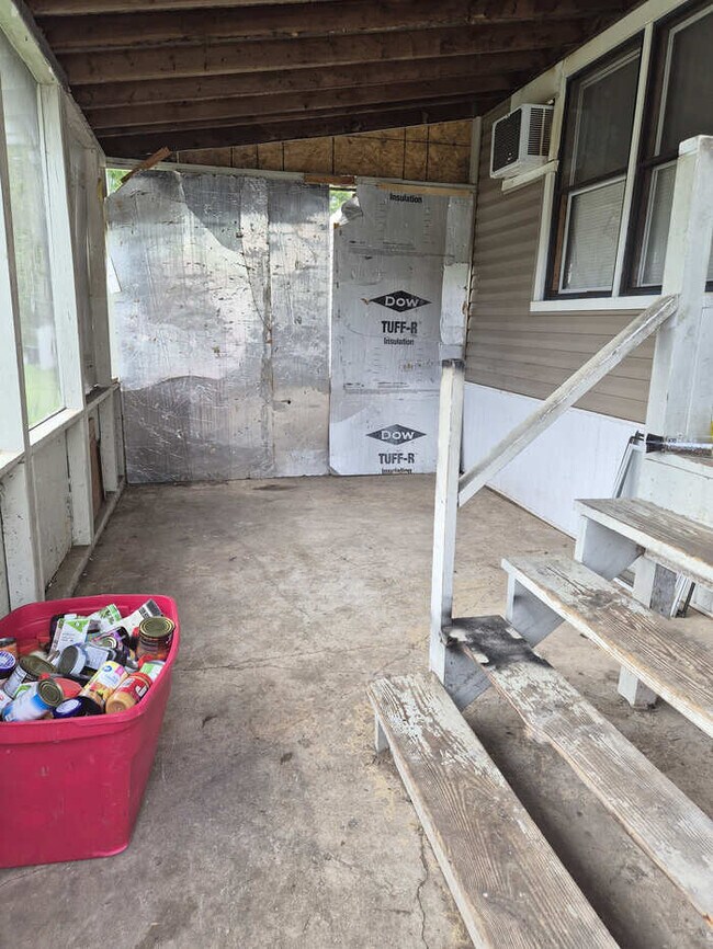 Building Photo - 58 Peebles Ln