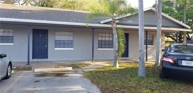 Building Photo - 1113 Tuskawilla Dr