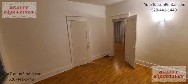 Building Photo - Speedway Blvd