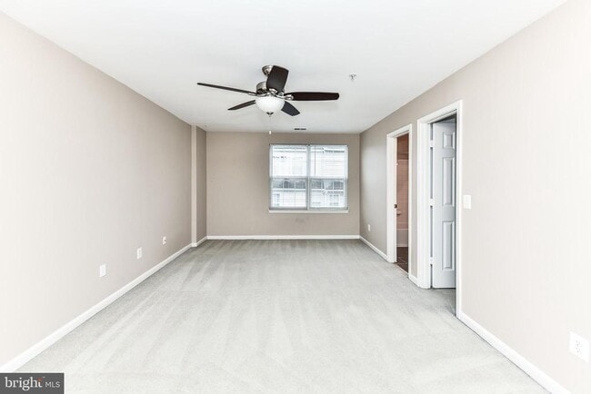 Building Photo - 3845 Eisenhower Ave