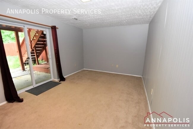 Building Photo - 355 Rambling Ridge Ct