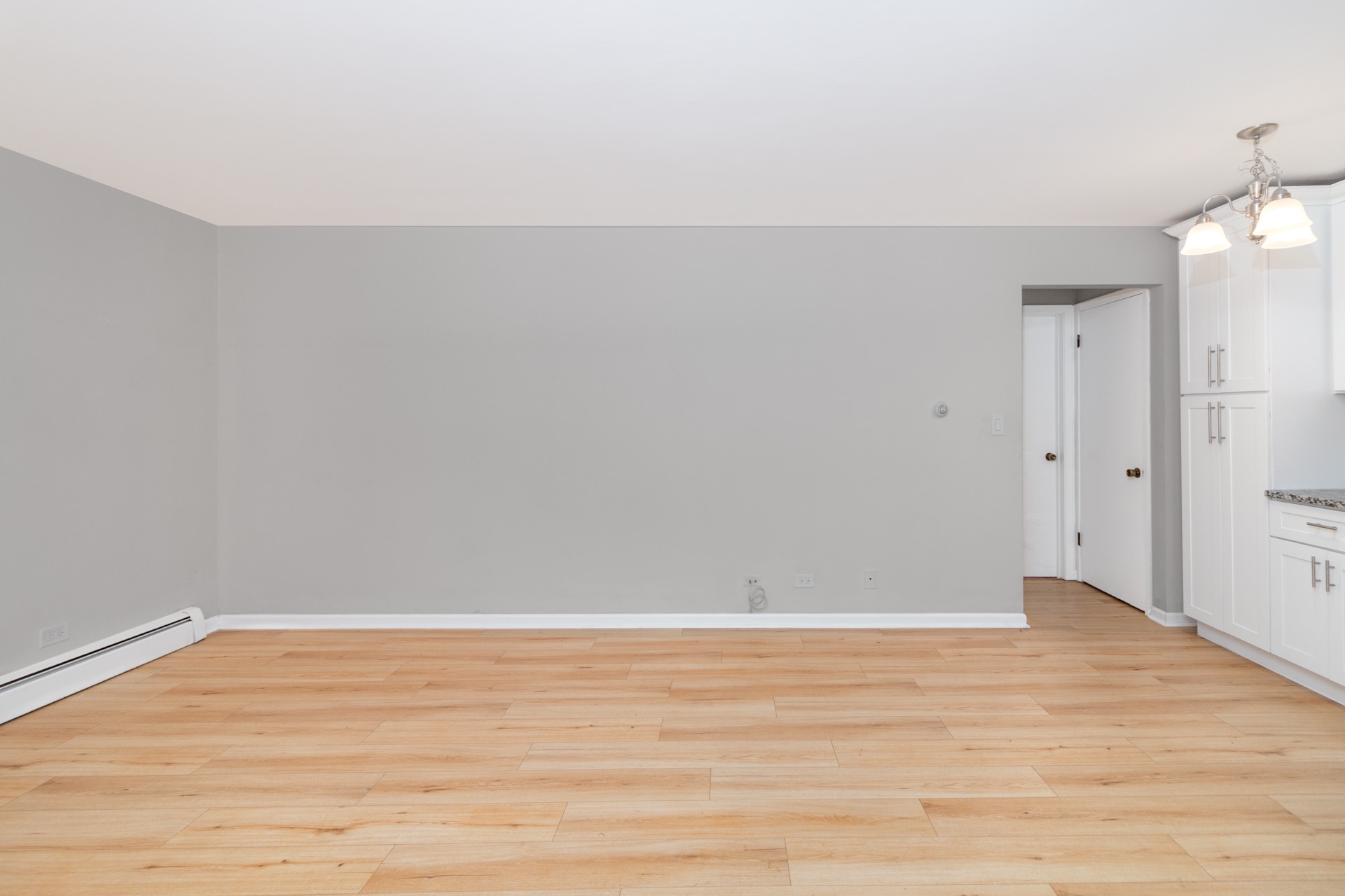 Building Photo - 1041 N Northwest Hwy