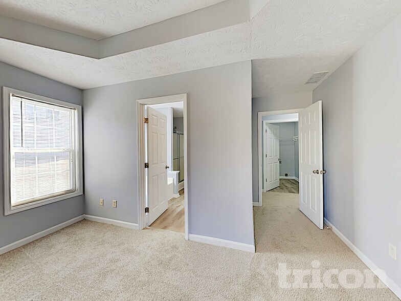 Building Photo - 615 Bridle Creek Dr