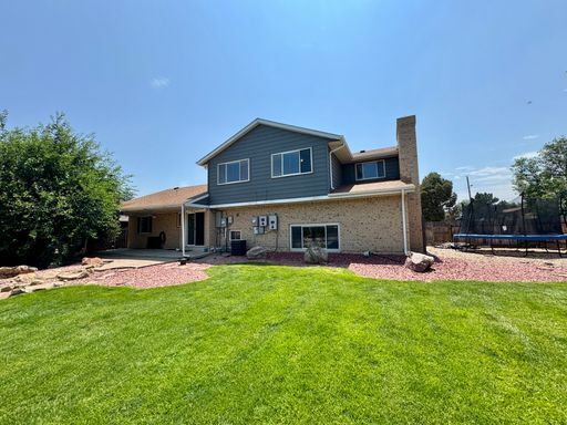 Building Photo - Welcome to your new home in the heart of T...