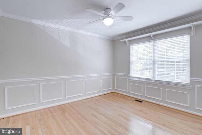 Building Photo - 5728 Evergreen Knoll Ct