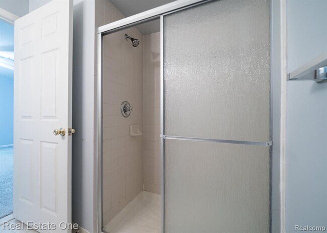 Building Photo - 44770 Marigold Dr