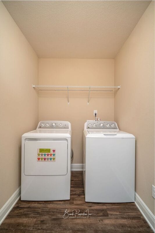 Building Photo - 2112 Stennis Dr