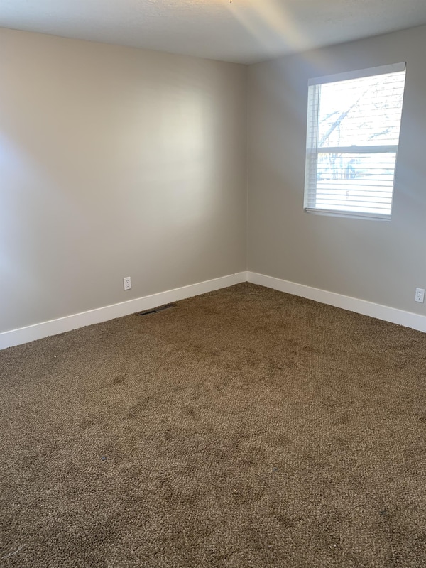 Building Photo - 3498 Valley Heights Dr