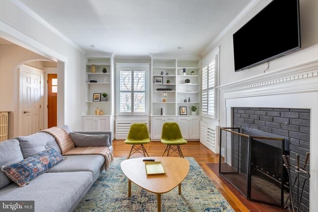 Building Photo - 2243 40th St NW