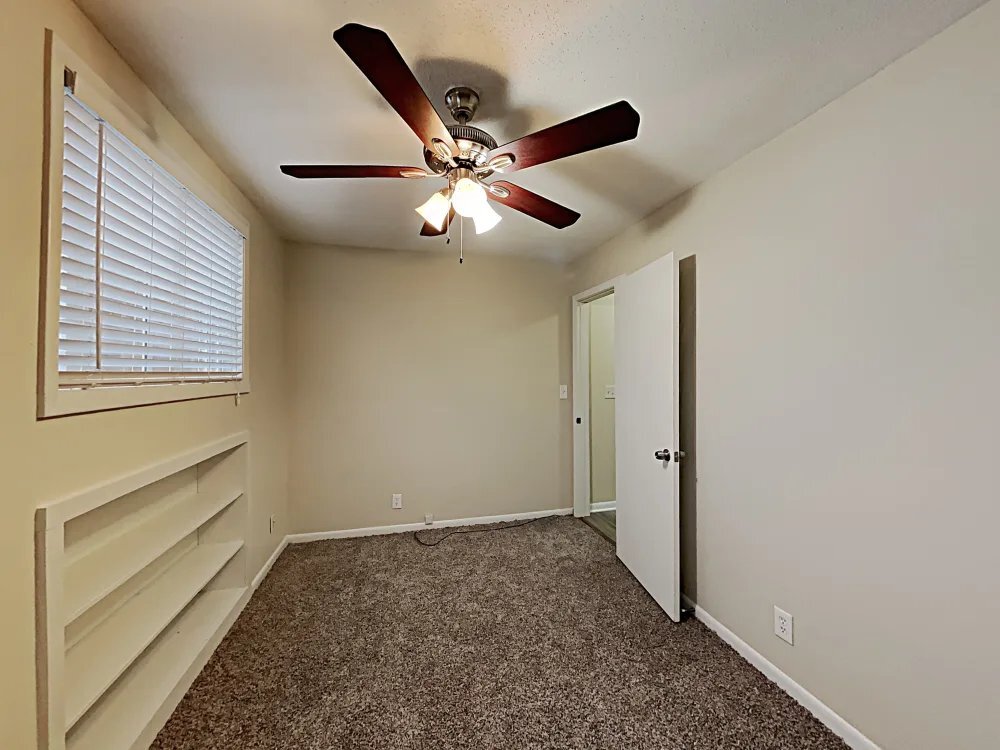 Building Photo - 4245 Valley Lake Terrace SW