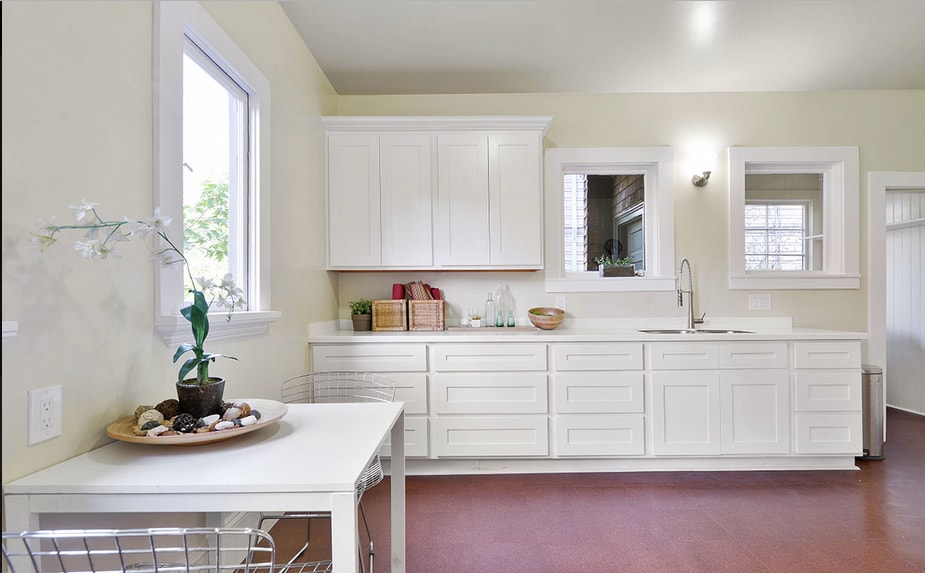 Kitchen - 2631 Derby St