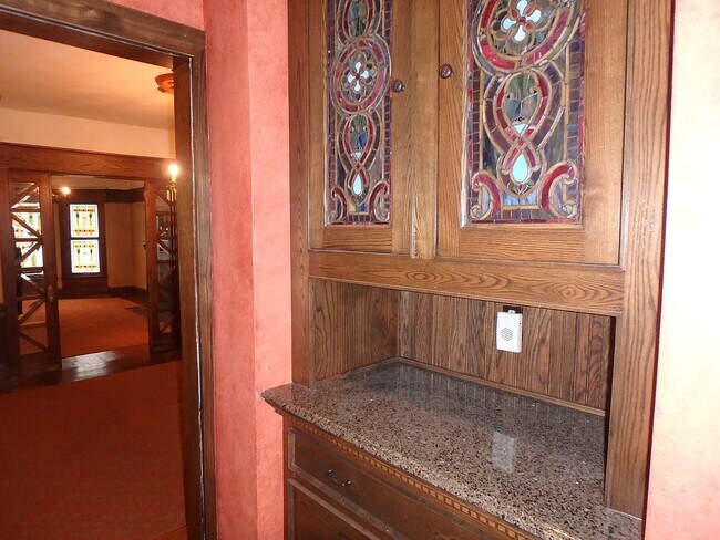 Building Photo - 2723-25-25A N Downer