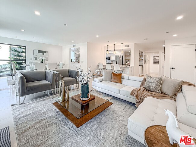 Building Photo - 1133 5th St