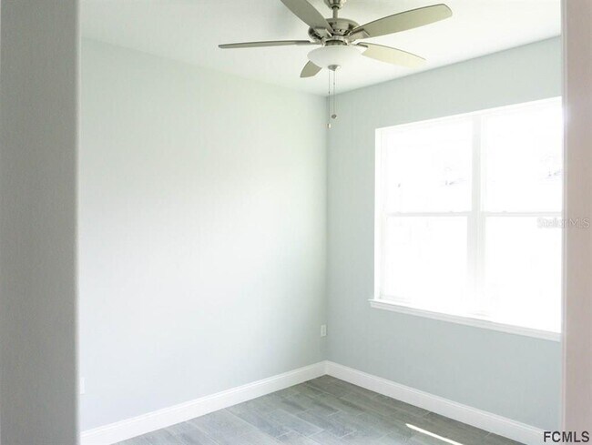 Building Photo - 214 Coral Reef Ct N