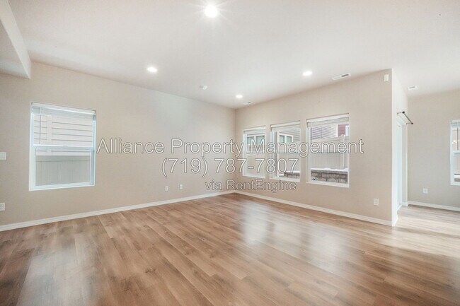 Building Photo - 7851 Lathrop Vw