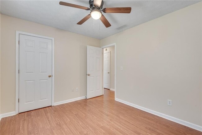 Building Photo - 3174 Benthollow Ln