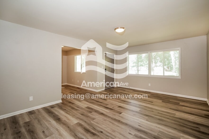 Building Photo - 3201 Ralston Ave