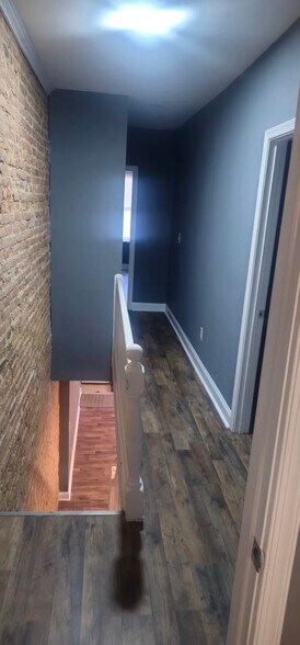 Building Photo - 2541 W Fayette St