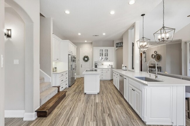 Building Photo - 7889 Steeplechase Cir