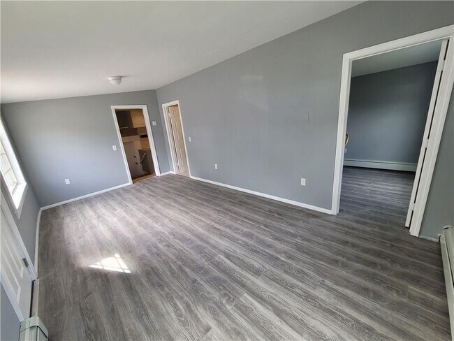 Building Photo - 15 Girouard St